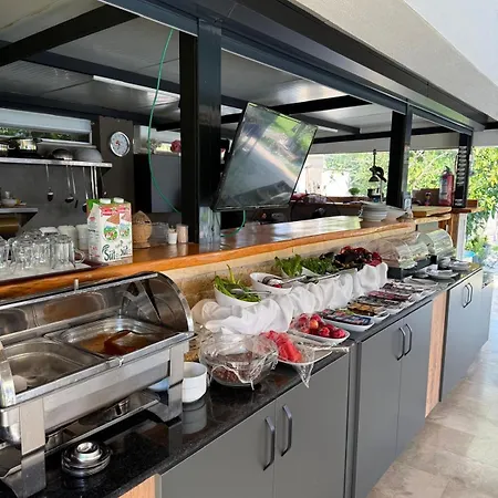 Ξενοδοχείο με διαμερίσματα Eva Κεμέρ