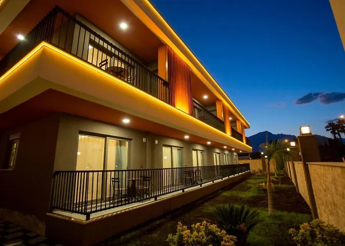 Eva Aparthotel 4*